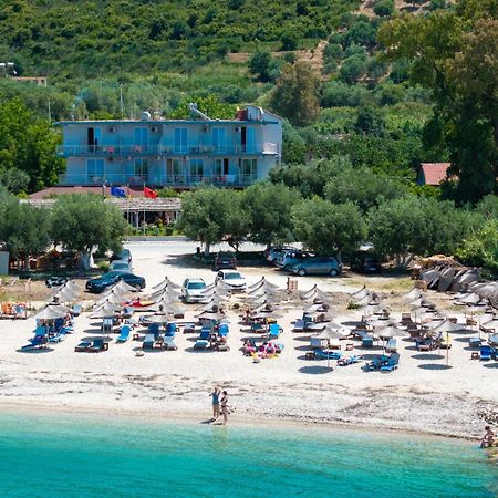 Hotel Nika Radhimë Exteriér fotografie